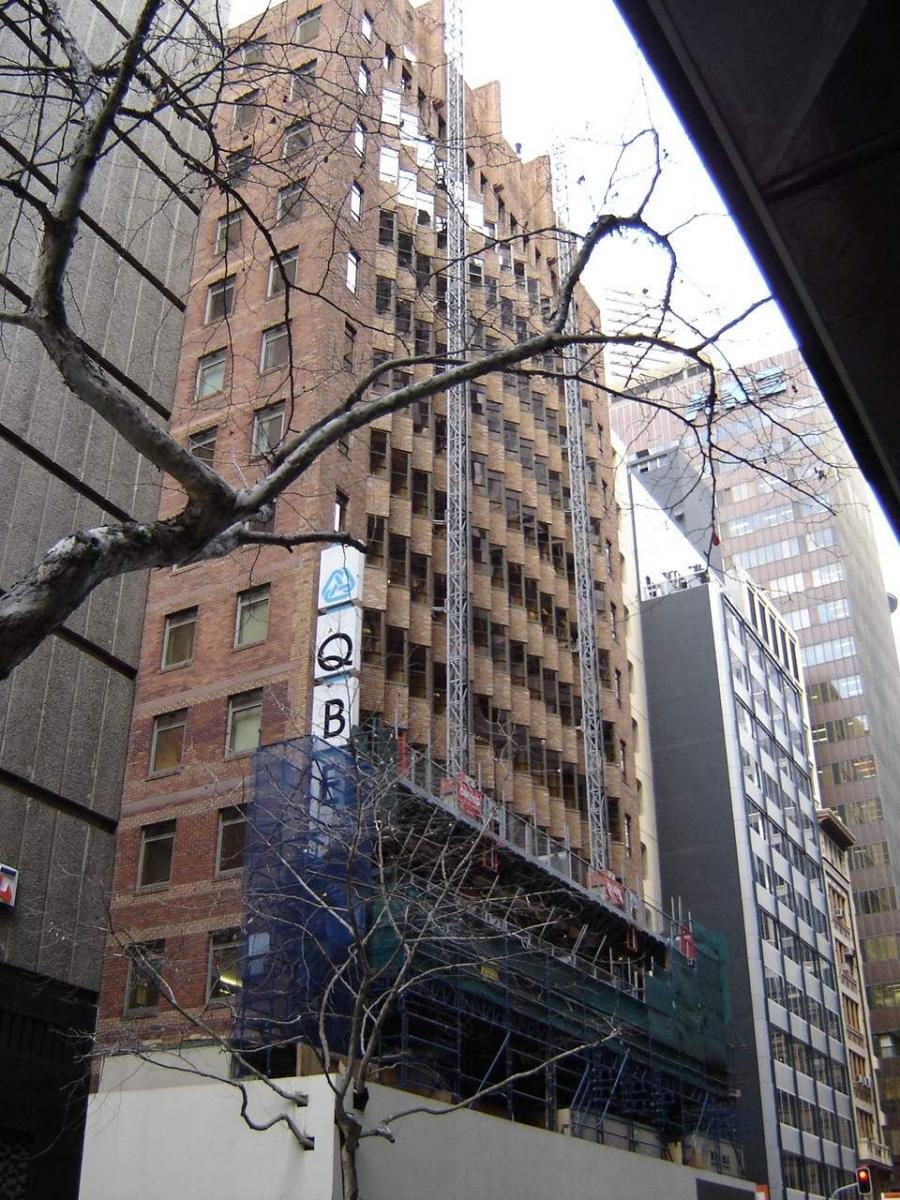 Heritage Impact Statement - QBE Building, 80-82a Pitt Street, Sydney - Alteration of Signage on a Heritage Item.